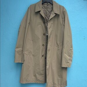 Uniqlo men’s and unisex trenchcoat